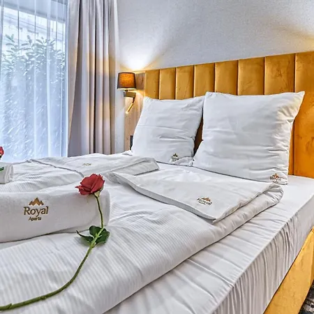 公寓 Zloty Horyzont Vip - Glowny Budynek - Z Basenem, Silownia, Grota Solna, Bawialnia I Restauracja By Royal Aparts 斯克拉斯卡波伦巴