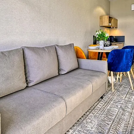 Zloty Horyzont Vip - Glowny Budynek - Z Basenem, Silownia, Grota Solna, Bawialnia I Restauracja By Royal Aparts