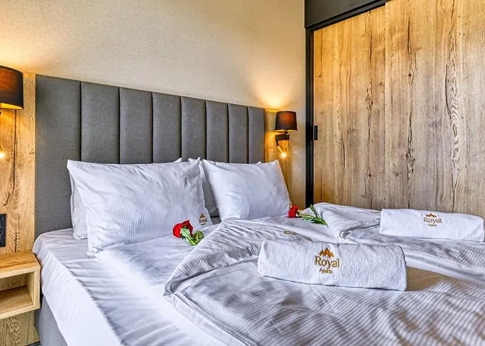 Zloty Horyzont Vip - Glowny Budynek - Z Basenem, Silownia, Grota Solna, Bawialnia I Restauracja By Royal Aparts 아파트 스클라르스카포렘바