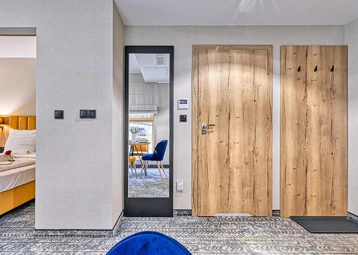 아파트 Zloty Horyzont Vip - Glowny Budynek - Z Basenem, Silownia, Grota Solna, Bawialnia I Restauracja By Royal Aparts