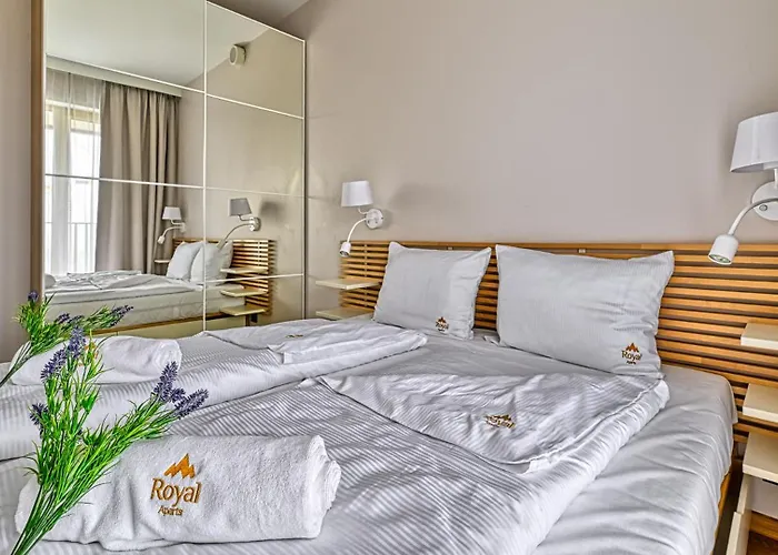 아파트 Zloty Horyzont Vip - Glowny Budynek - Z Basenem, Silownia, Grota Solna, Bawialnia I Restauracja By Royal Aparts 스클라르스카포렘바