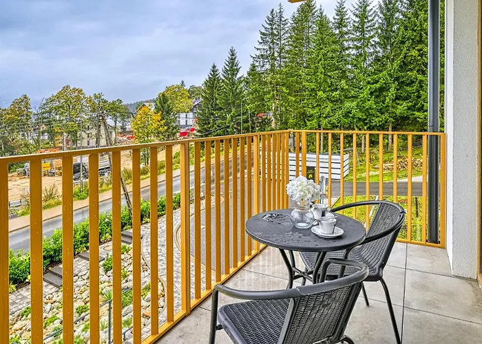 아파트 Zloty Horyzont Vip - Glowny Budynek - Z Basenem, Silownia, Grota Solna, Bawialnia I Restauracja By Royal Aparts *