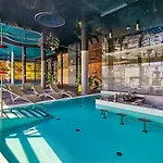Zloty Horyzont Vip - Glowny Budynek - Z Basenem, Silownia, Grota Solna, Bawialnia I Restauracja By Royal Aparts * Szklarska Poręba