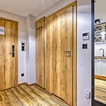 Zloty Horyzont Vip - Glowny Budynek - Z Basenem, Silownia, Grota Solna, Bawialnia I Restauracja By Royal Aparts *