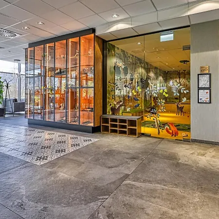 Zloty Horyzont Vip - Glowny Budynek - Z Basenem, Silownia, Grota Solna, Bawialnia I Restauracja By Royal Aparts Apartmán *