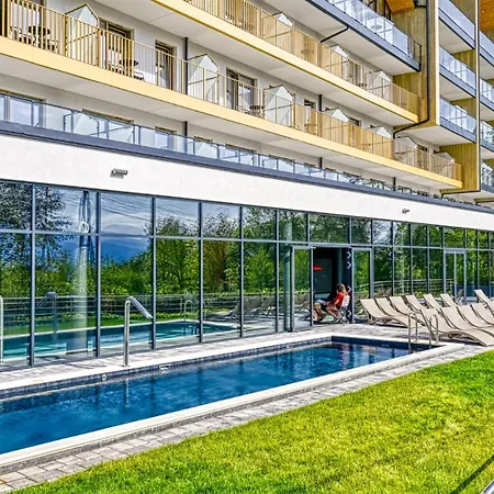 شقة Zloty Horyzont Vip - Glowny Budynek - Z Basenem, Silownia, Grota Solna, Bawialnia I Restauracja By Royal Aparts
