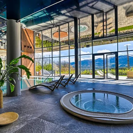 Zloty Horyzont Vip - Glowny Budynek - Z Basenem, Silownia, Grota Solna, Bawialnia I Restauracja By Royal Aparts Sklářská Poruba