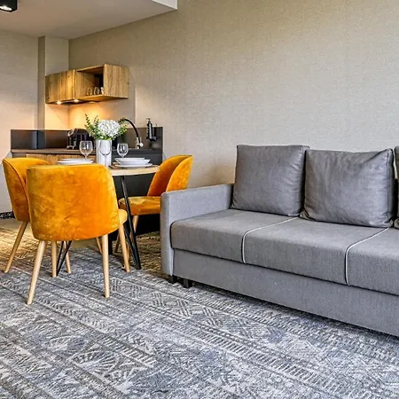 Zloty Horyzont Vip - Glowny Budynek - Z Basenem, Silownia, Grota Solna, Bawialnia I Restauracja By Royal Aparts Szklarska Poreba