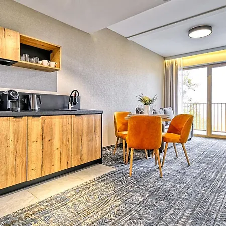 Zloty Horyzont Vip - Glowny Budynek - Z Basenem, Silownia, Grota Solna, Bawialnia I Restauracja By Royal Aparts Apartment *