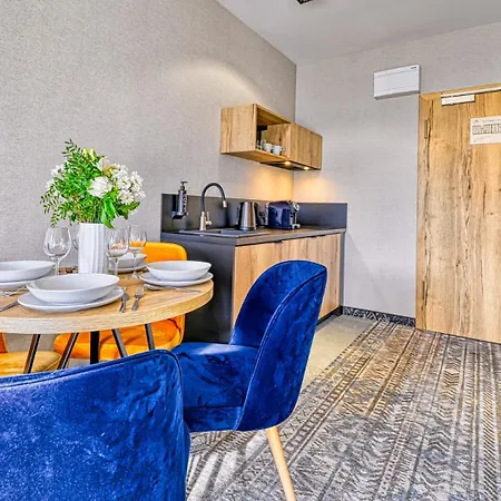 Zloty Horyzont Vip - Glowny Budynek - Z Basenem, Silownia, Grota Solna, Bawialnia I Restauracja By Royal Aparts Daire Szklarska Poreba