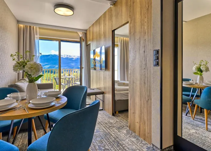 Appartement Zloty Horyzont Vip - Glowny Budynek - Z Basenem, Silownia, Grota Solna, Bawialnia I Restauracja By Royal Aparts *