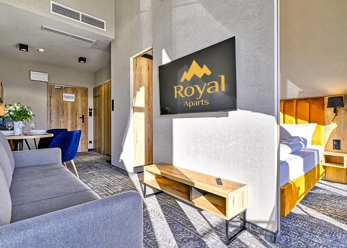 Appartement Zloty Horyzont Vip - Glowny Budynek - Z Basenem, Silownia, Grota Solna, Bawialnia I Restauracja By Royal Aparts