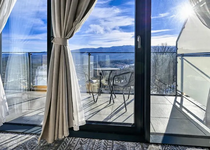 Zloty Horyzont Vip - Glowny Budynek - Z Basenem, Silownia, Grota Solna, Bawialnia I Restauracja By Royal Aparts Appartement *